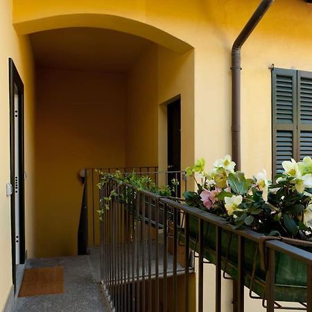 Lovely Flat With Park View Milan Bagian luar foto