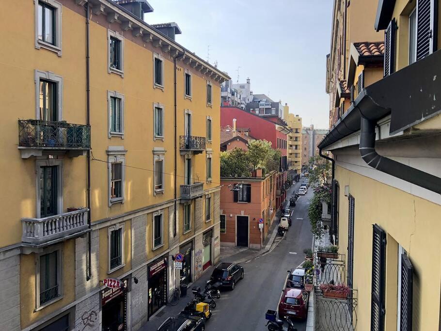 Lovely Flat With Park View Milan Bagian luar foto